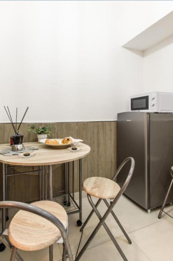 Napuletanata Apartment Naples Luaran gambar